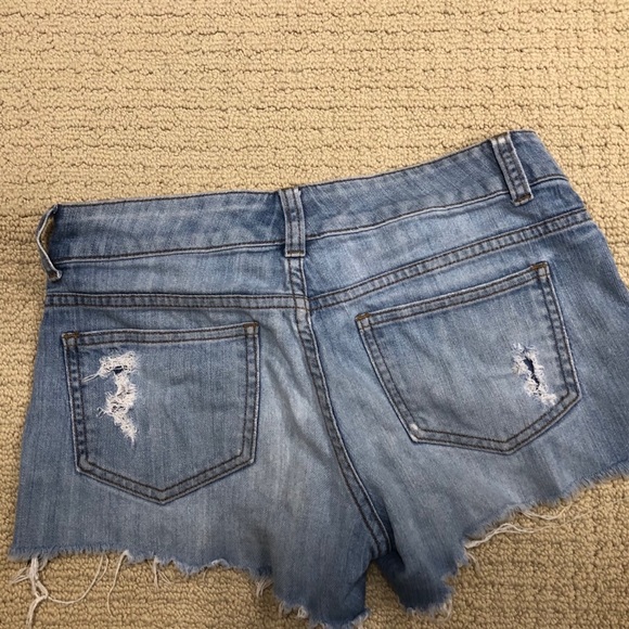 Carmar denim shorts - Picture 2 of 3